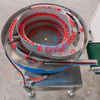 Αυτόματη μηχανή εισαγωγής επένδυσης καπακιού μηχανής συναρμολόγησης δακτυλίου πλαστικού καπακιού
