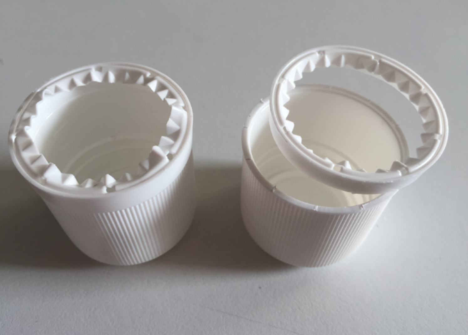 Μηχανή κοπής καπακιού