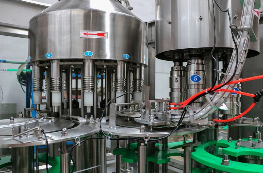 Μηχανή πλήρωσης νερού