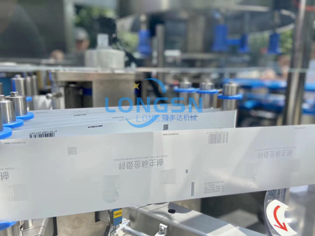 Αυτόματο περιστροφικό OPP Hot Melt Glue Labeling Machine για μπουκάλια ποτών